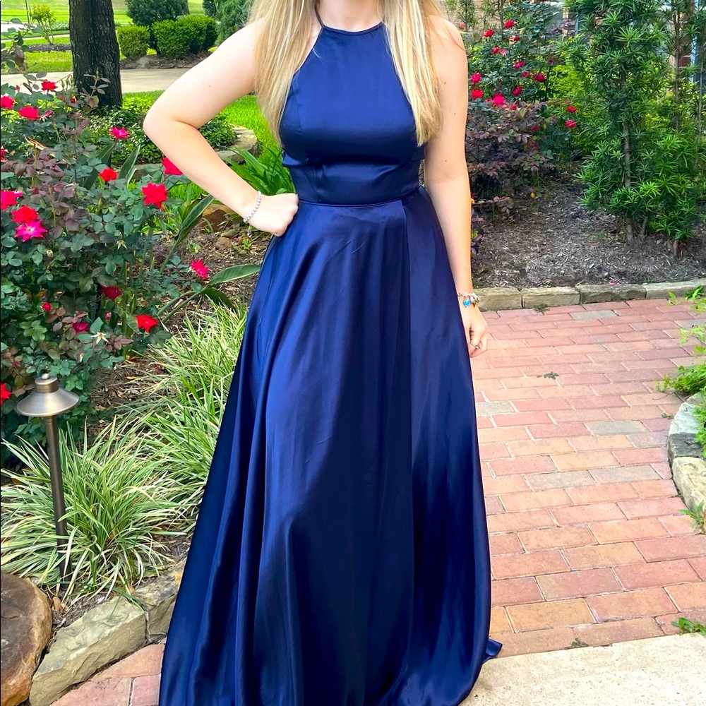 LIKE NEW PROM DRESS! Blondie Nites by Stacy Sklar Prom dress with train